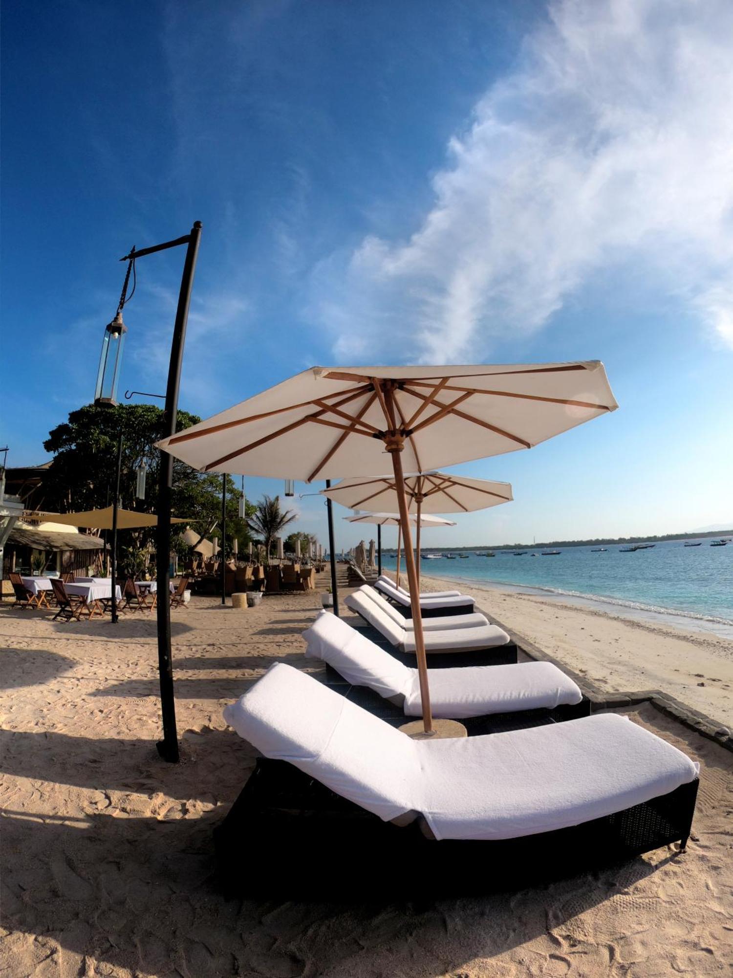 Kokomo Resort Gili Trawangan Kültér fotó